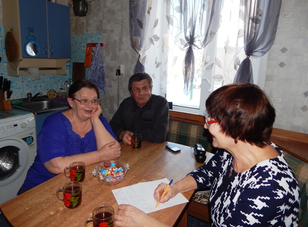Семья из п. Солянский отмечает 45-летний юбилей