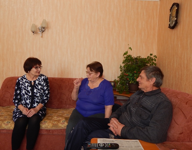 Семья из п. Солянский отмечает 45-летний юбилей