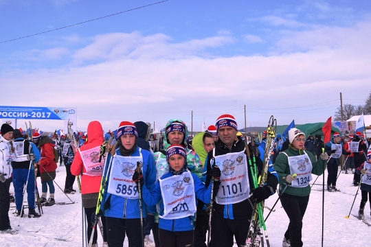 Пугачевцы приняли участие в массовой гонке «Лыжня России-2017»