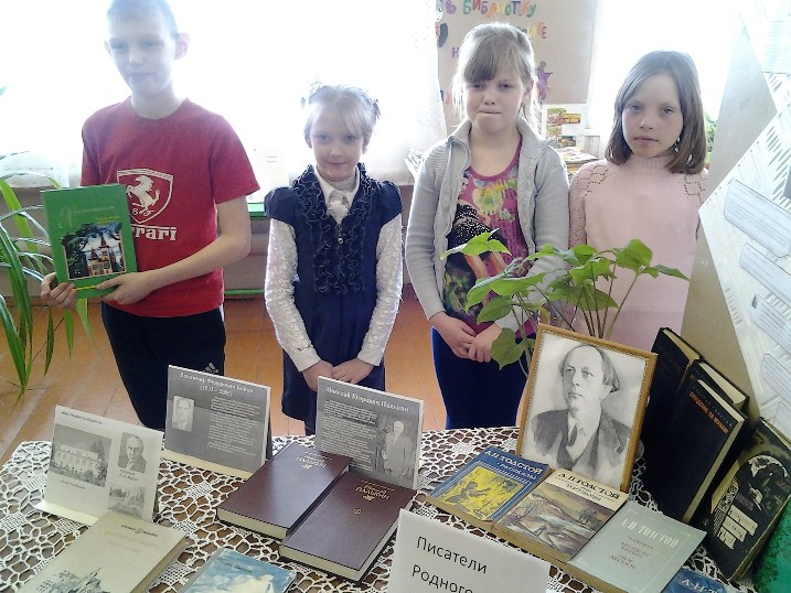 Презентация литературы вызвала большой интерес у жителей села Березово
