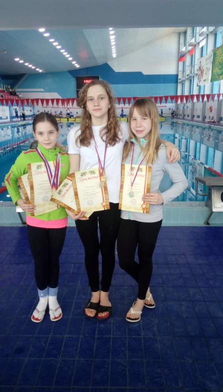 Пугачевские победители в соревнованиях по плаванию