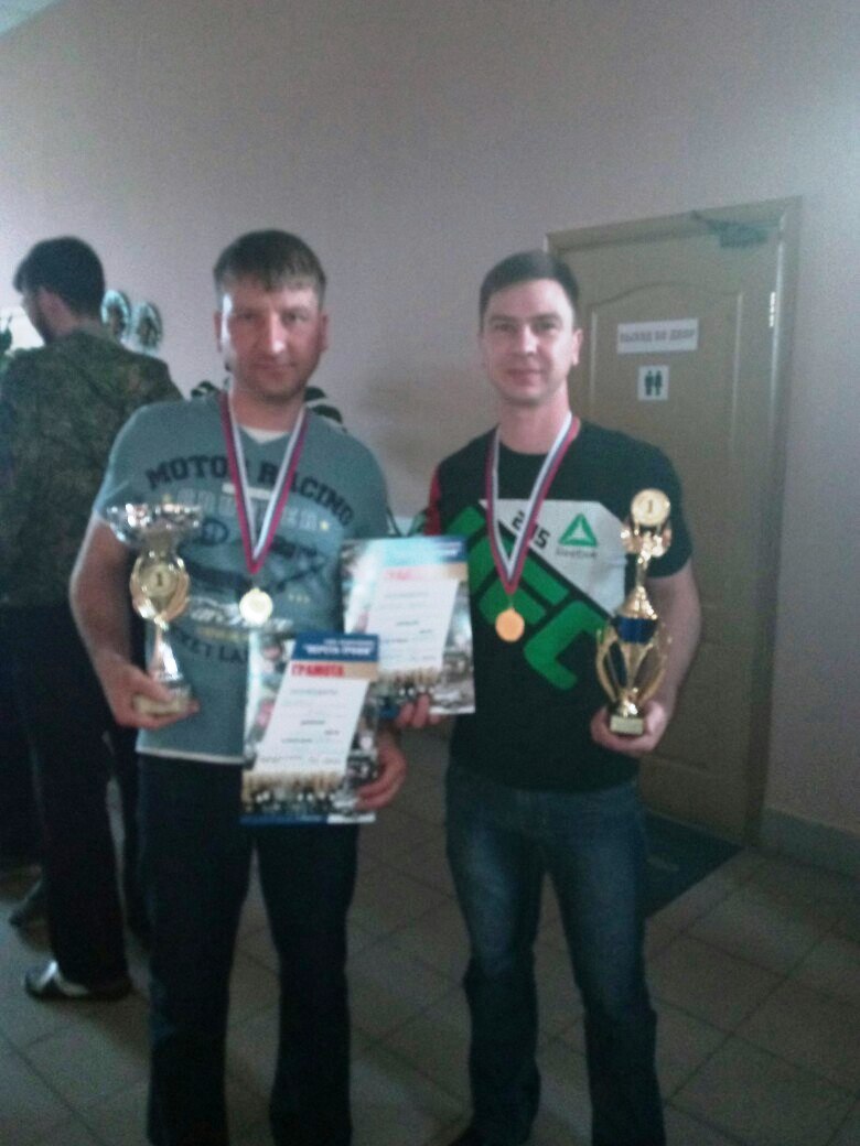 Пугачевские экипажи вернулись с соревнований с победой и кубком «Абсолют»