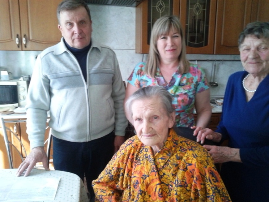 Жительница Пугачевского района отметила 90-летний юбилей