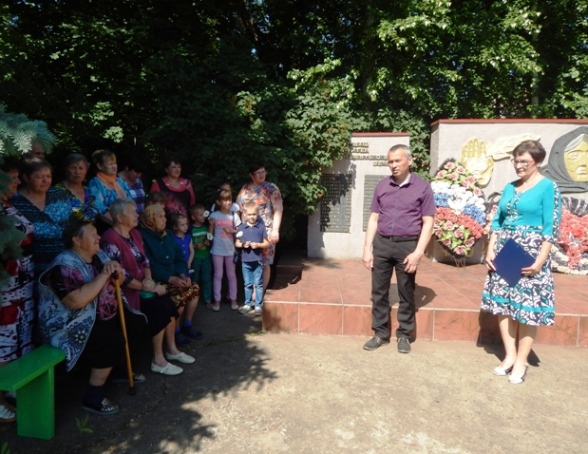 В поселениях Пугачевского района почтили память погибших в годы войны