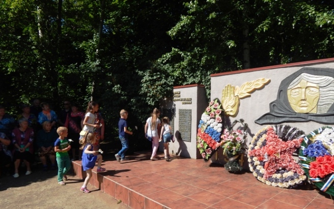 В поселениях Пугачевского района почтили память погибших в годы войны