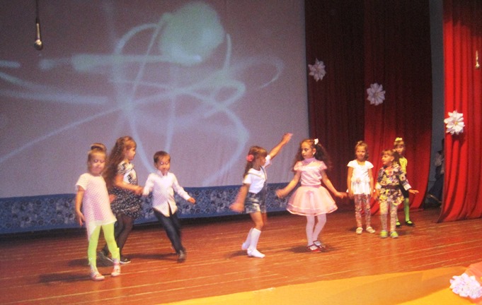 В Доме культуры с. Березово поздравляли воспитателей детского сада
