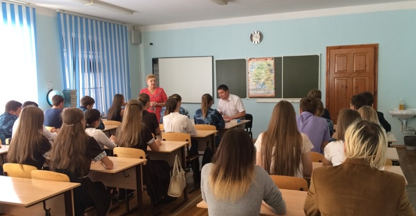 Урок правовой грамотности для пугачевских старшеклассников