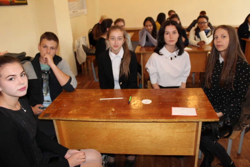 Пугачевские школьники состязались за звание «Знатоки истории»
