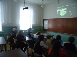 Дети с.Клинцовка познакомились с биографией первого космонавта