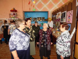 Экспозиция «Народные промыслы» открыта  в ДК пос. Солянский
