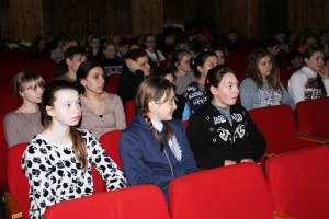 Школьники с.Давыдовка посетили кинолекторий